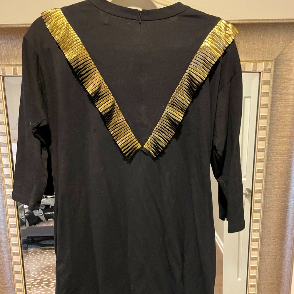 Dress 3/4 sleeves with gold fringe accent
